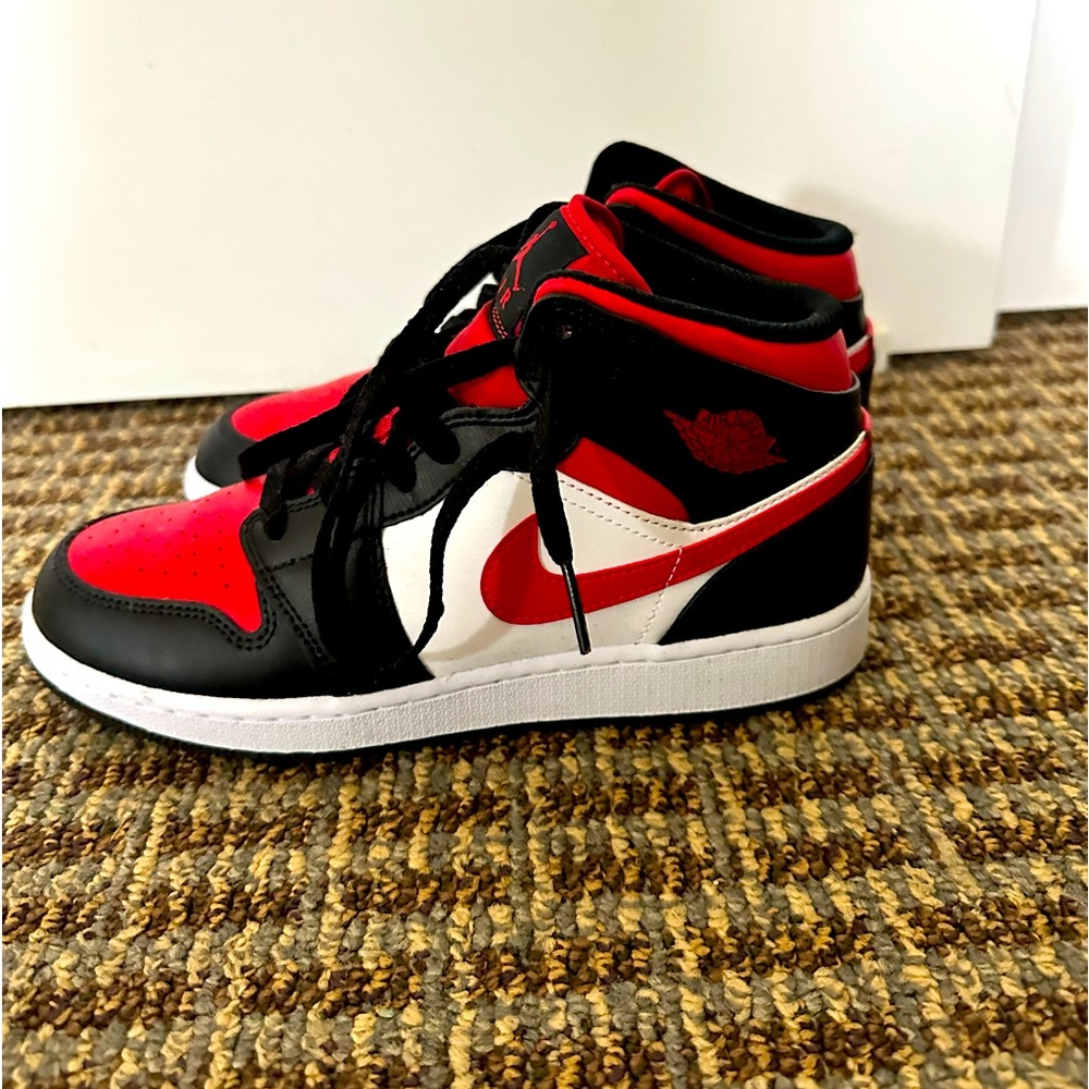 Jordan Mid Hightop Sneakers